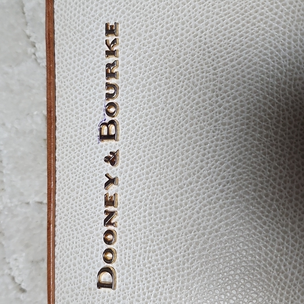 Dooney & Bourke  Purse/ Wallet Set - Picture 5 of 15